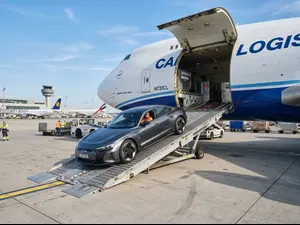 How do cars travel by air?
