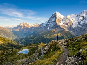 What do you call a perfect day on a mountain?