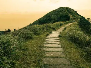 What do you call a silly hill?