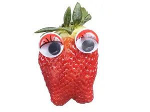 What do you call berries playing the guitar?