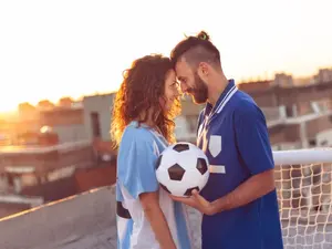 What do you call soccer players on opposing teams falling in love?