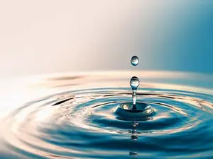 What is dry on the outside, filled with water, and blows up buildings?