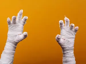 What kind of music do mummies listen to?