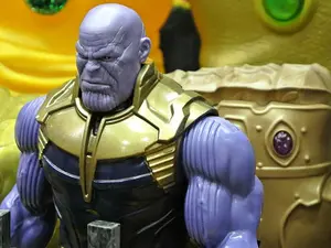 What's Thanos' favorite app to talk to friends?