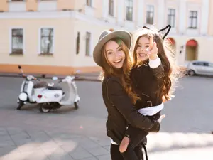 What's a mom's favorite headwear?