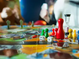 What's a mouse's favorite board game?