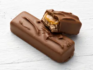 Which candy bar can't stop laughing?
