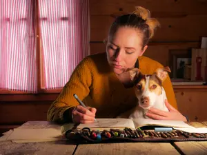 Which type of dog is great at drawing?