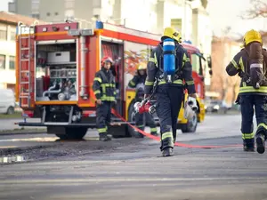Why couldn't the firefighter save the burning funhouse?