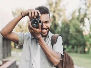 Why did the photographer attract so many mice?