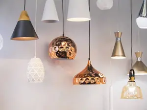Why didn't the lamp sink in the water?