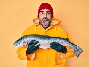 Why do football players make great fishermen?